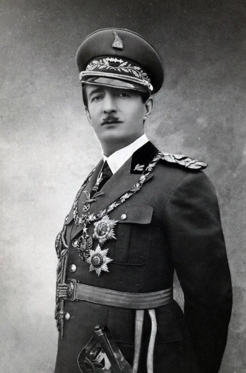 King Zog, Burrel